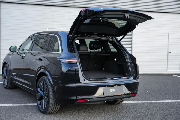 2023 LiXiang L7 без пробега