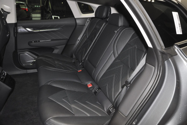 2023 Zeekr 001 без пробега