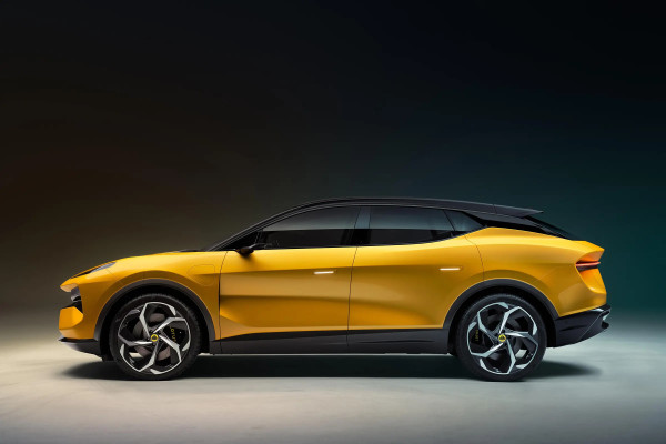 2023 Lotus Eletre без пробега