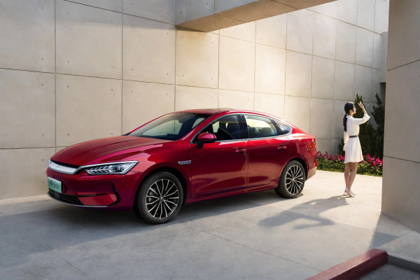 2023 BYD Qin без пробега