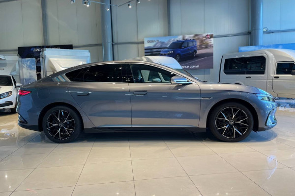 2024 BYD Han с пробегом 73 км