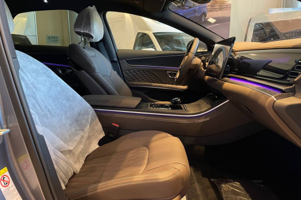 2024 BYD Han с пробегом 73 км