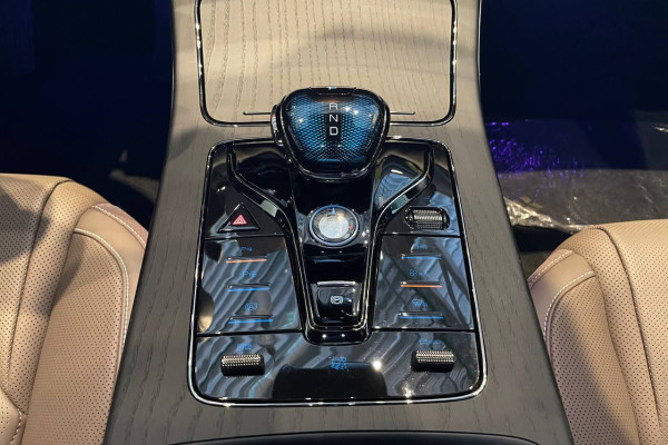 2024 BYD Han с пробегом 73 км