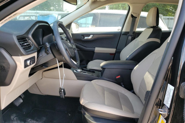 2020 Ford Escape с пробегом 106 940 км