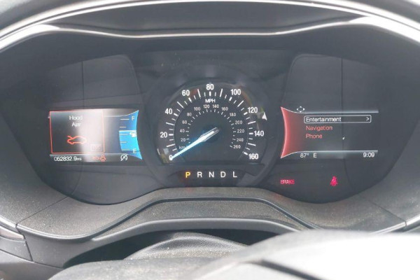 2020 Ford Fusion (North America) с пробегом 85 006 км