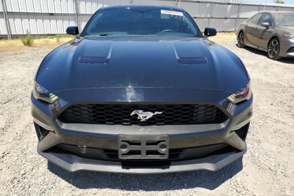 2020 Ford Mustang с пробегом 74 506 км