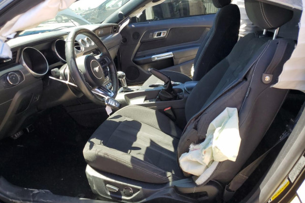 2020 Ford Mustang с пробегом 74 506 км