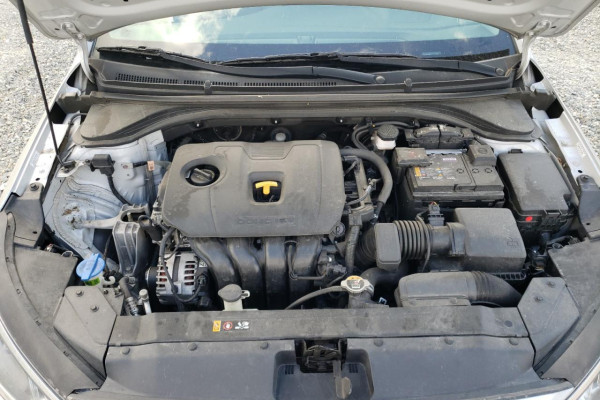 2020 Hyundai Elantra с пробегом 88 380 км