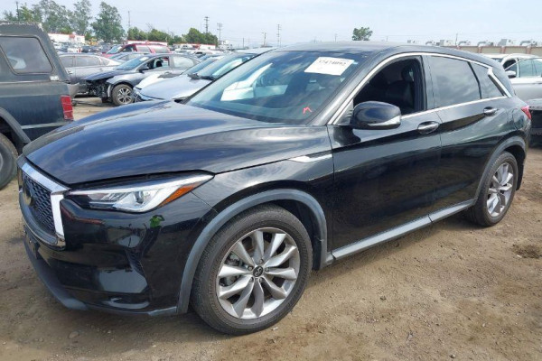 2021 Infiniti QX50 с пробегом 39 933 км