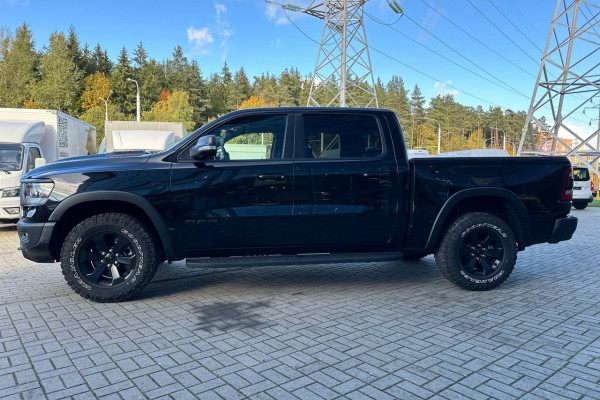 2021 Ram 1500 с пробегом 53 000 км