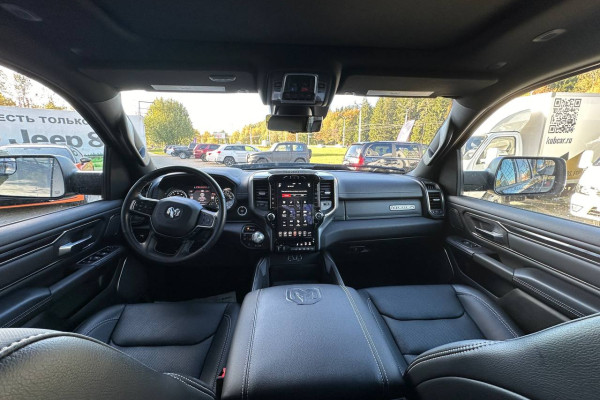 2021 Ram 1500 с пробегом 53 000 км