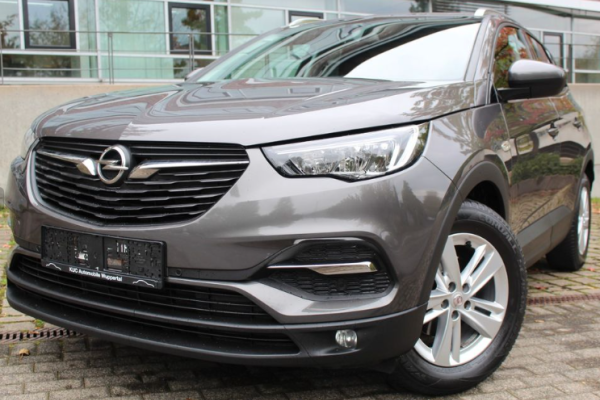 2020 Opel Grandland с пробегом 96 100 км