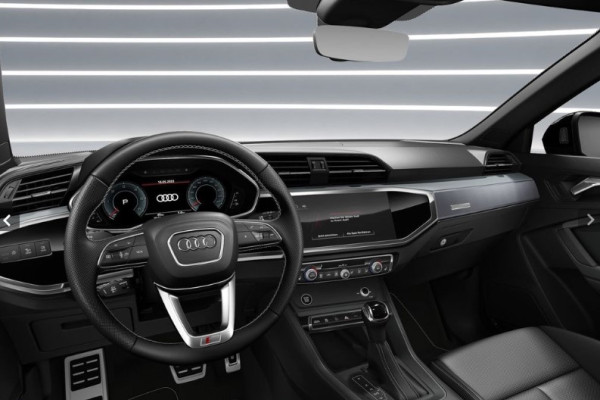 2023 Audi Q3 с пробегом 50 км