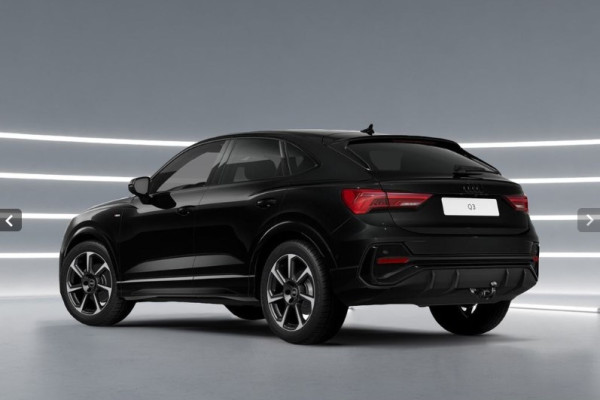 2023 Audi Q3 с пробегом 50 км
