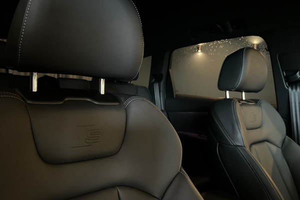 2023 Audi Q7 с пробегом 50 км