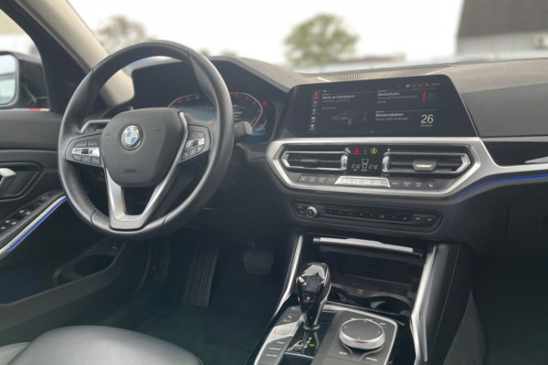 2020 BMW 3 серии с пробегом 67 400 км