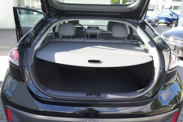 2021 Hyundai IONIQ с пробегом 27 700 км