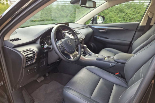 2021 Lexus NX с пробегом 53 700 км