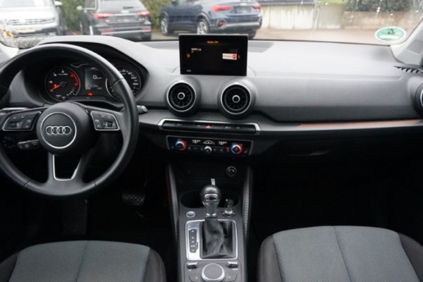 2020 Audi Q2 с пробегом 94 000 км