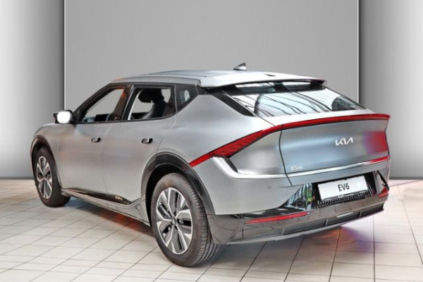 2022 Kia EV6 с пробегом 11 500 км