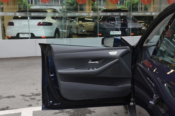 2023 Changan Deepal SL03 без пробега