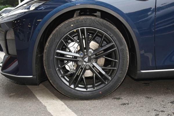 2023 Changan Deepal SL03 без пробега