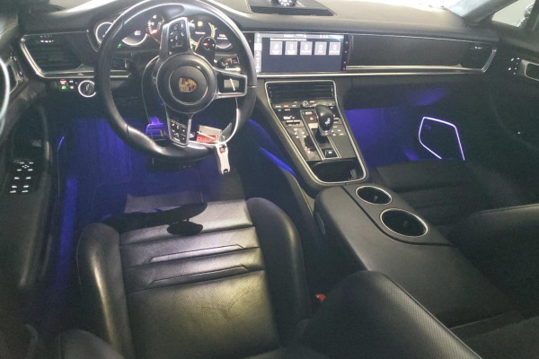 2020 Porsche Panamera с пробегом 54 541 миль