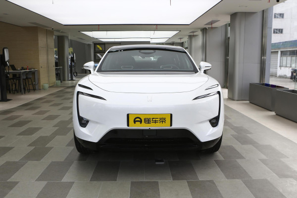 2024 Avatr 11 без пробега