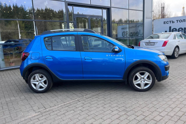 2016 Renault Sandero с пробегом 84 000 км