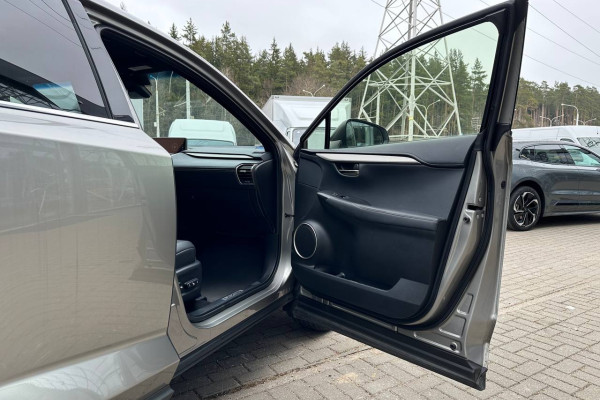 2017 Lexus NX с пробегом 85 700 км