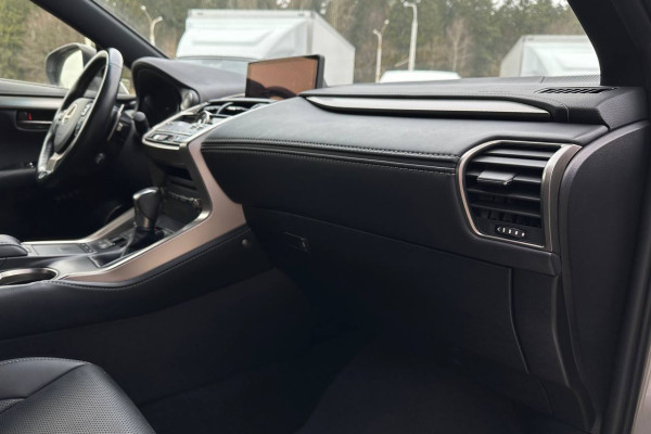 2017 Lexus NX с пробегом 85 700 км