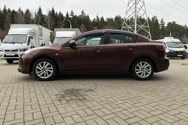 2012 Mazda 3 с пробегом 178 000 км
