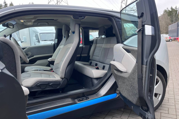 2018 BMW i3 с пробегом 51 000 км