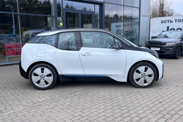 2018 BMW i3 с пробегом 51 000 км