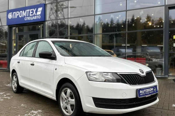 2015 Skoda Rapid с пробегом 140 000 км