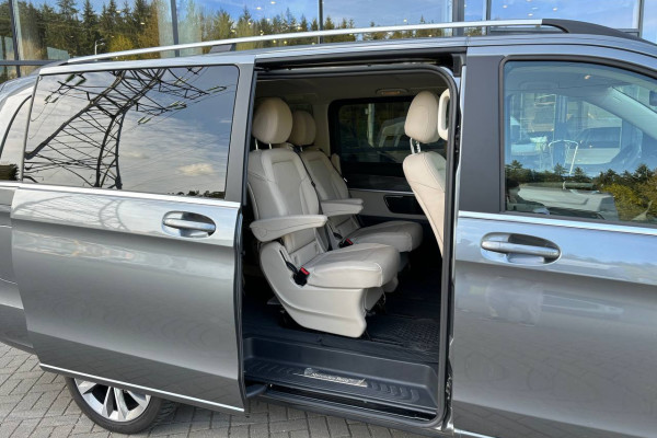 2022 Mercedes-Benz V-Класс с пробегом 30 100 км