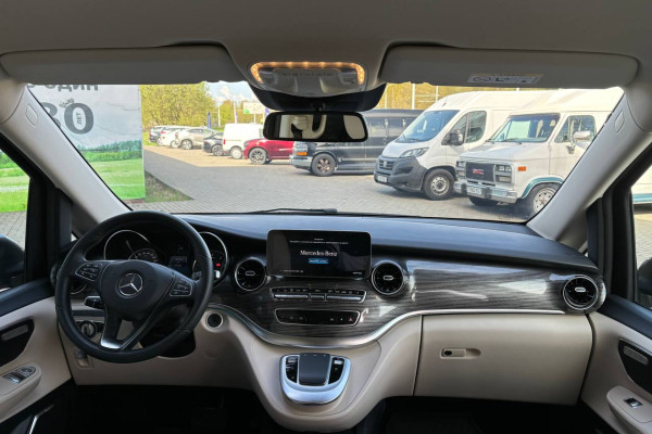 2022 Mercedes-Benz V-Класс с пробегом 30 100 км