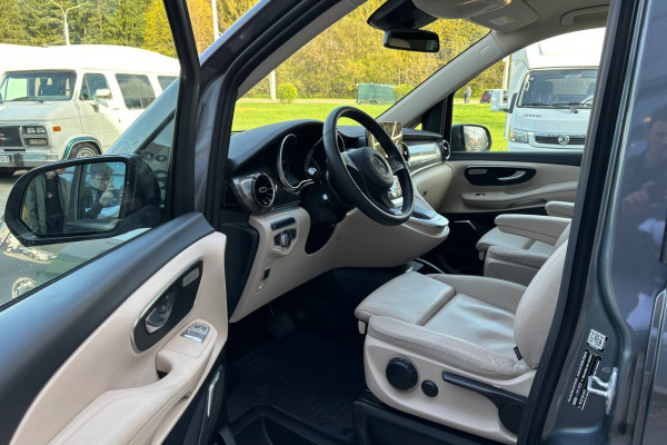 2022 Mercedes-Benz V-Класс с пробегом 30 100 км