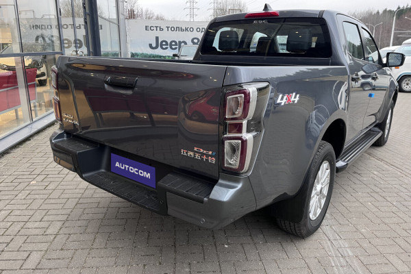 2023 Isuzu D-Max с пробегом 10 км
