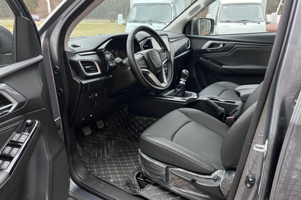 2023 Isuzu D-Max с пробегом 10 км