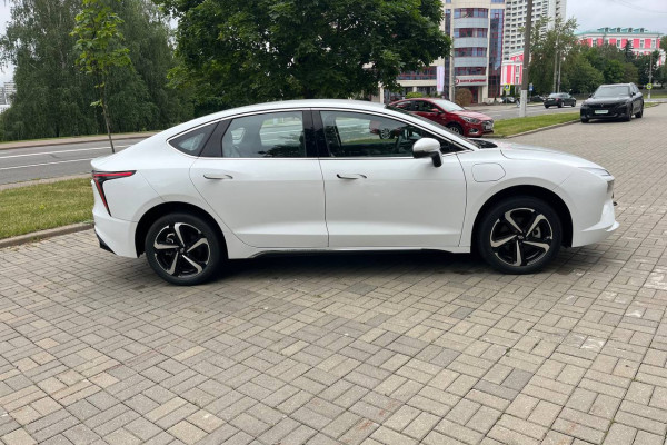 2022 JMEV GSE/Yi с пробегом 700 км