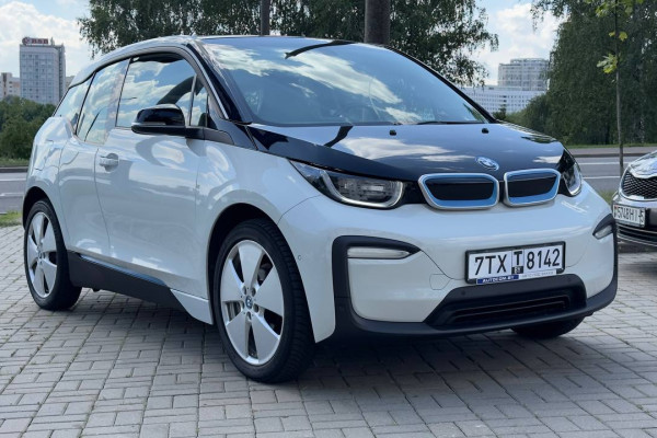 2021 BMW i3 с пробегом 63 000 км