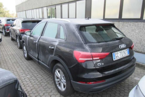 2020 Audi Q3 с пробегом 27 300 км