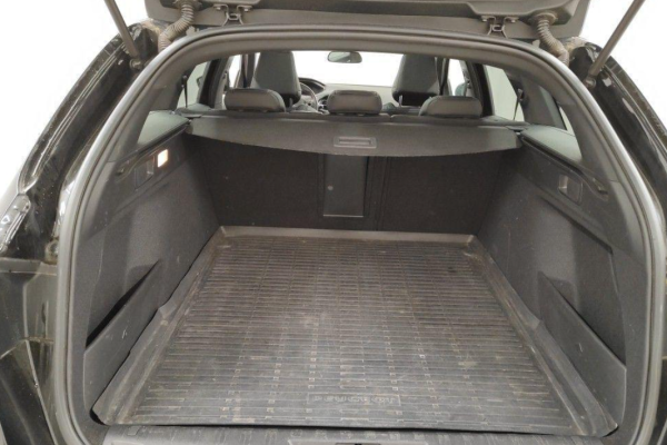 2021 Peugeot 308 с пробегом 110 000 км