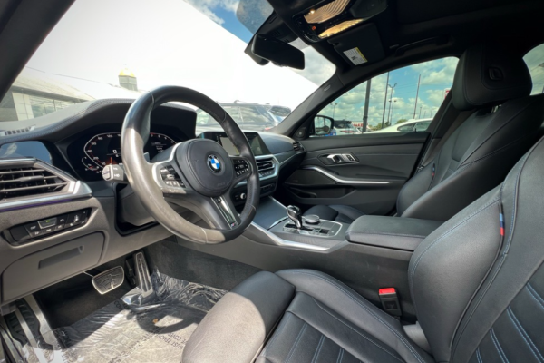 2021 BMW 3 серии с пробегом 64 000 миль