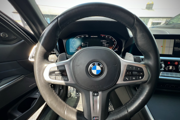 2021 BMW 3 серии с пробегом 64 000 миль