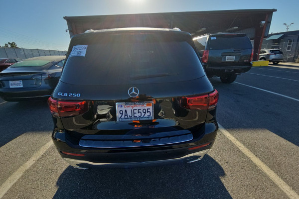 2021 Mercedes-Benz GLB с пробегом 124 509 миль