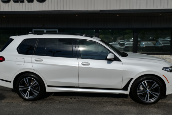 2021 BMW X7 с пробегом 35 000 миль
