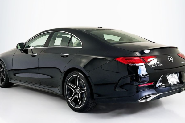 2020 Mercedes-Benz CLS с пробегом 33 000 миль
