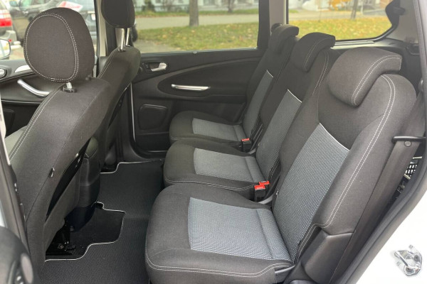 2013 Ford Galaxy с пробегом 242 000 км